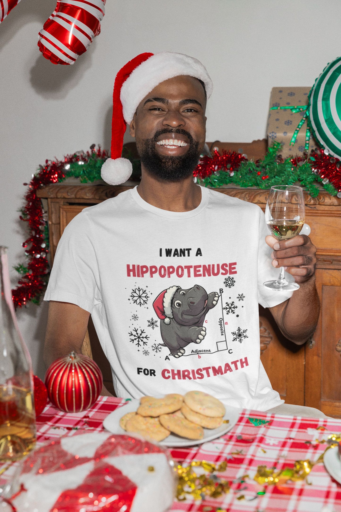 I Want a Hippopotenuse for Christmath: Festive T-Shirt for Maths Lovers